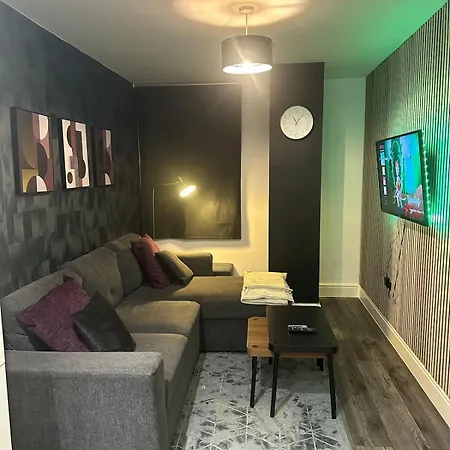 Queen House Stylish Sheffield